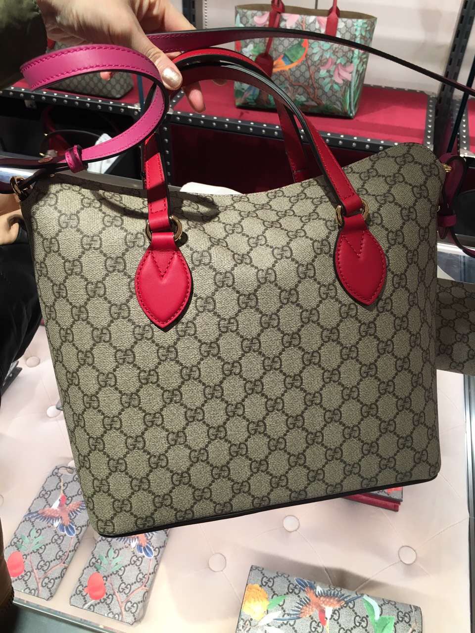 Gucci GG Supreme Handle Tote Bag 429147 KLQIG 9784